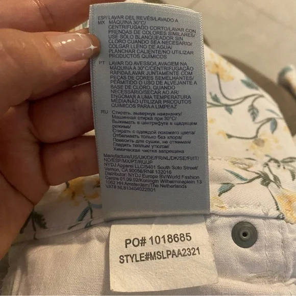 Flower pants - Picture 5 of 6